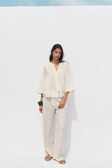 BLUSA BORDADOS MANGA ANCHA - Blanco roto de Zara