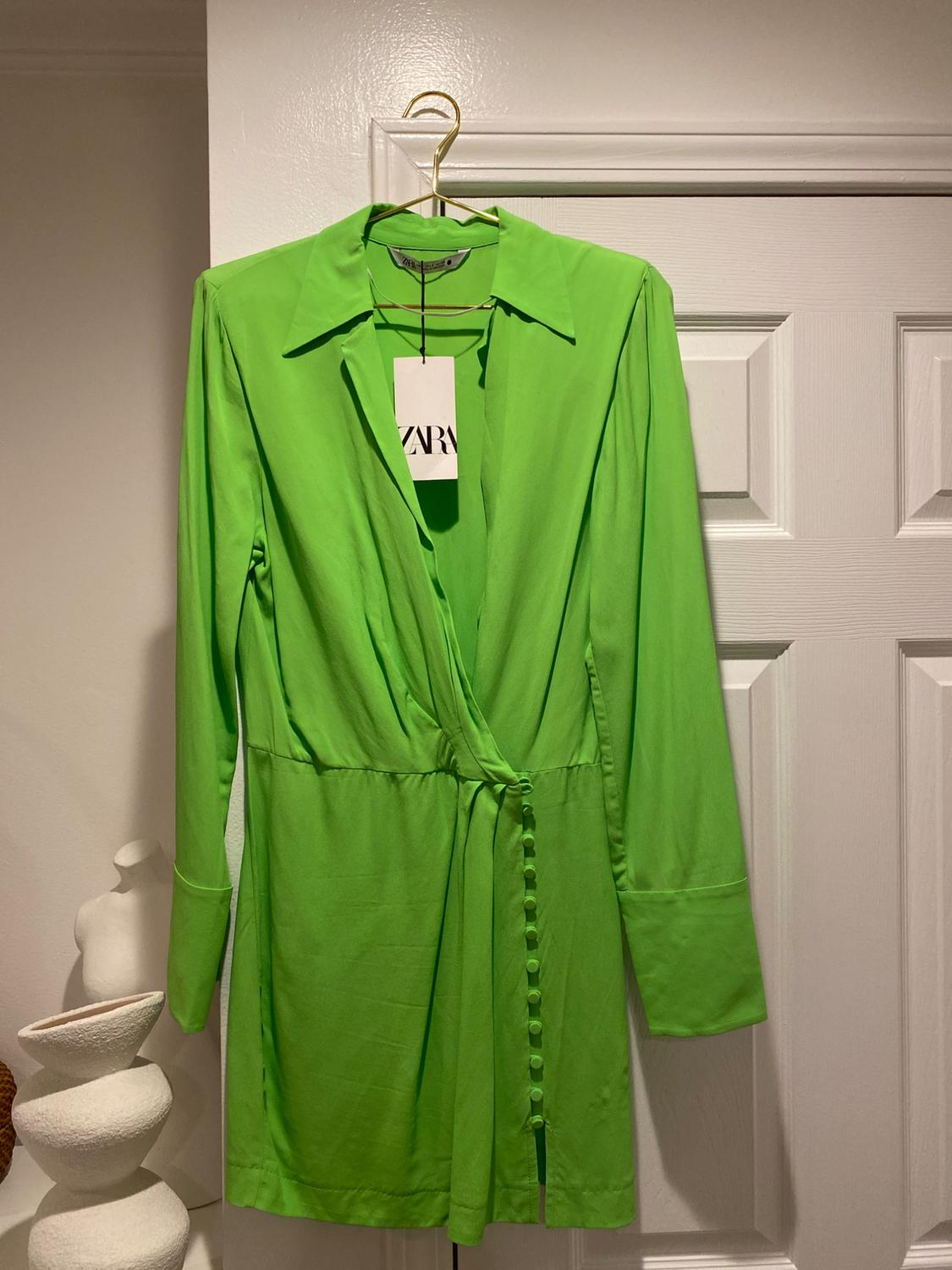 VESTIDO CAMISERO HOMBRERAS