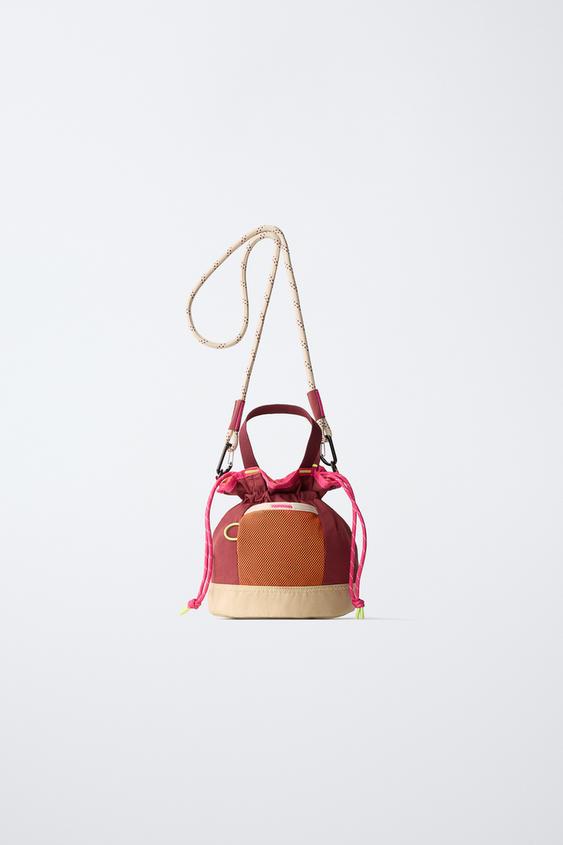 BOMBONERA TÉCNICA MULTICOLOR - Multicolor de Zara - Imagen 0