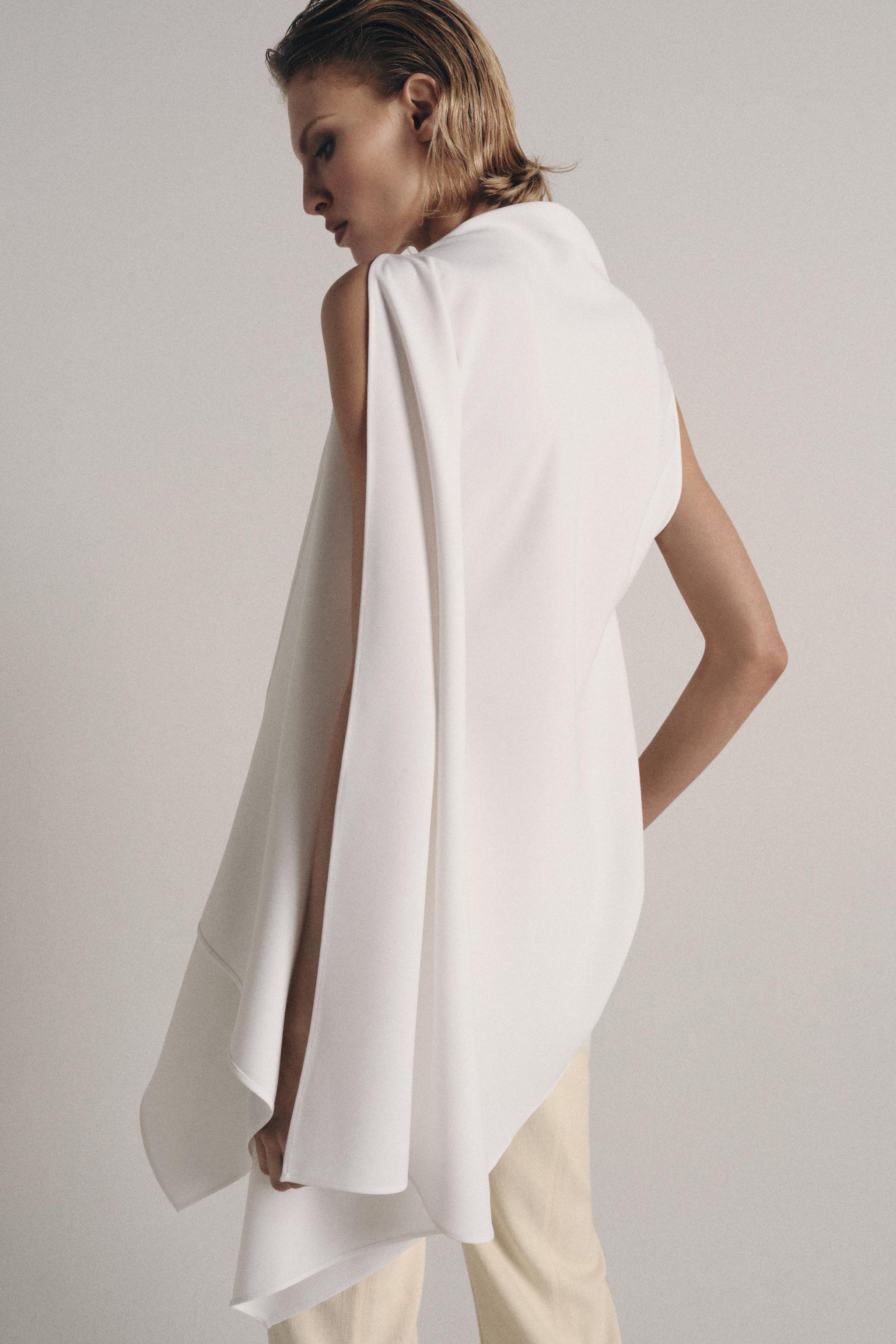 r トップスのみM ZW COLLECTION ASYMMETRIC CAPE TOP - Ecru | ZARA United States