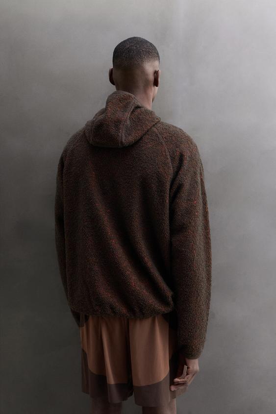 SWEAT POLAIRE AVEC LAINE ET CAPUCHE - Marron de Zara - Image 2