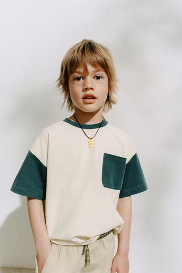 ФУТБОЛКА В СТИЛЕ КОЛОР-БЛОК — МЯГКИЙ ЗЕЛЕНЫЙ от Zara