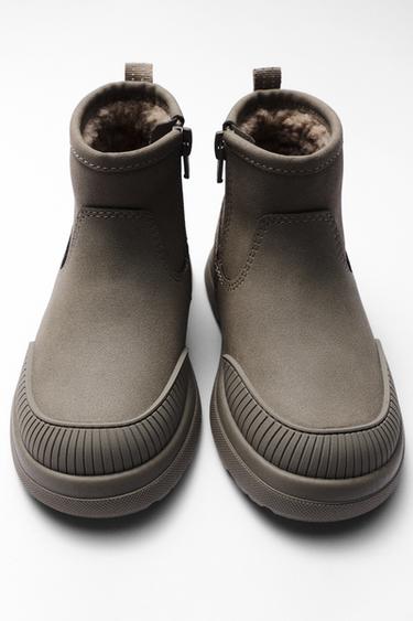 BOTA S PODŠÍVKOU - Šedá od Zara