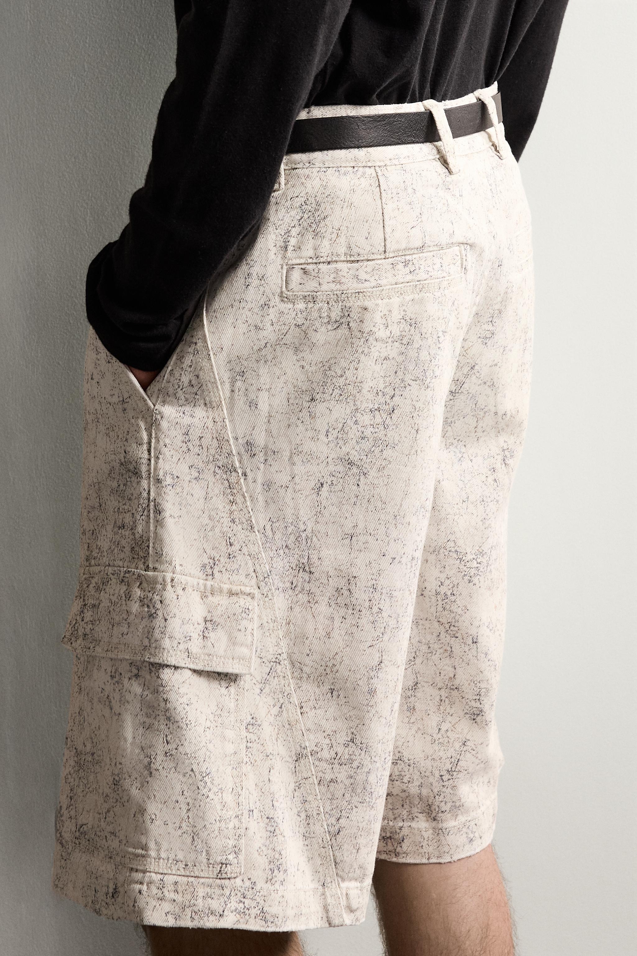 BERMUDA CARGO RELAXED FIT À IMPRIMÉ ABSTRAIT