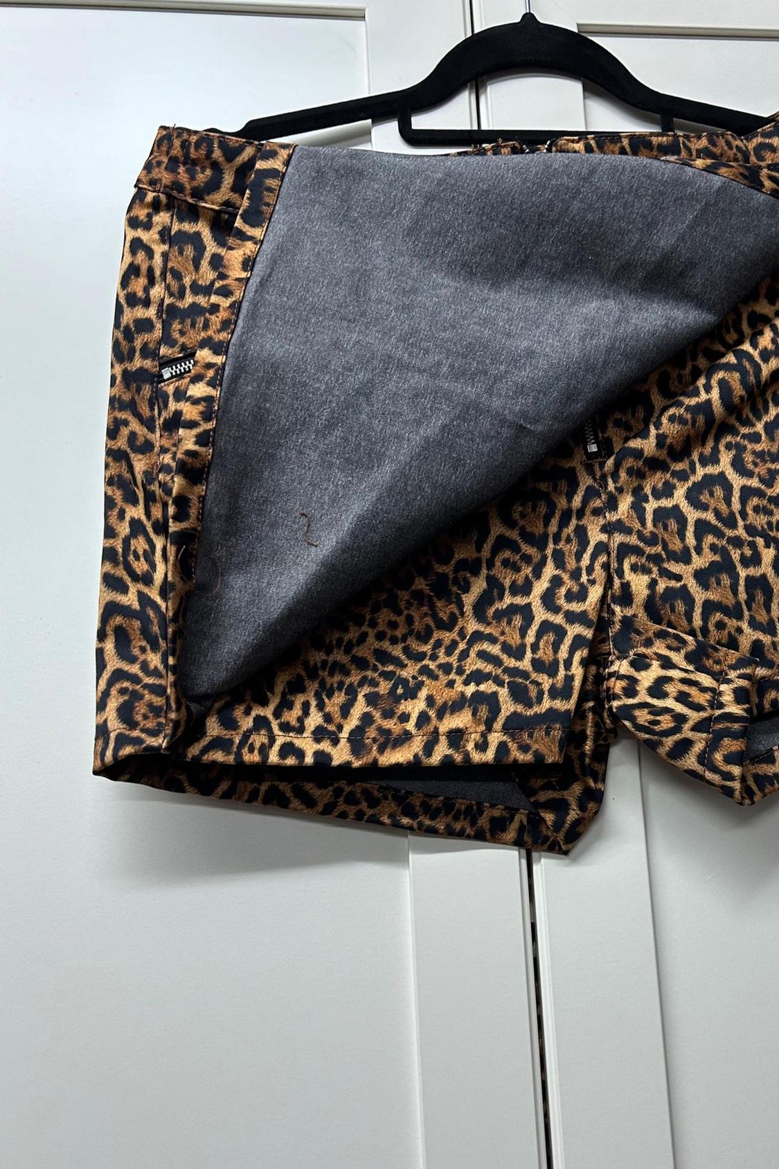 ANIMAL PRINT BERMUDA SHORTS - Image 2