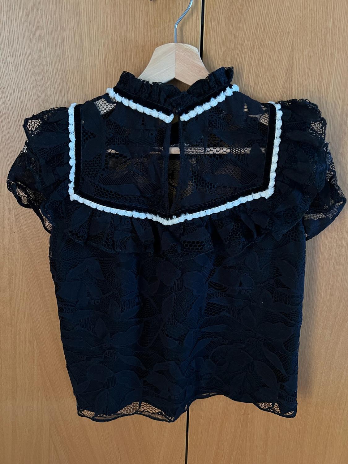 CONTRASTING TOP WITH GATHERING - Image 2