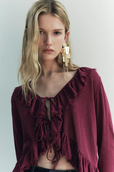 ТРИКОТАЖНА БЛУЗА С ВОЛАНИ - Патладжан от Zara