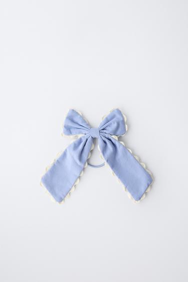 RUFFLE BOW CLIP HAIR TIE - Ecru / Blue by Zara