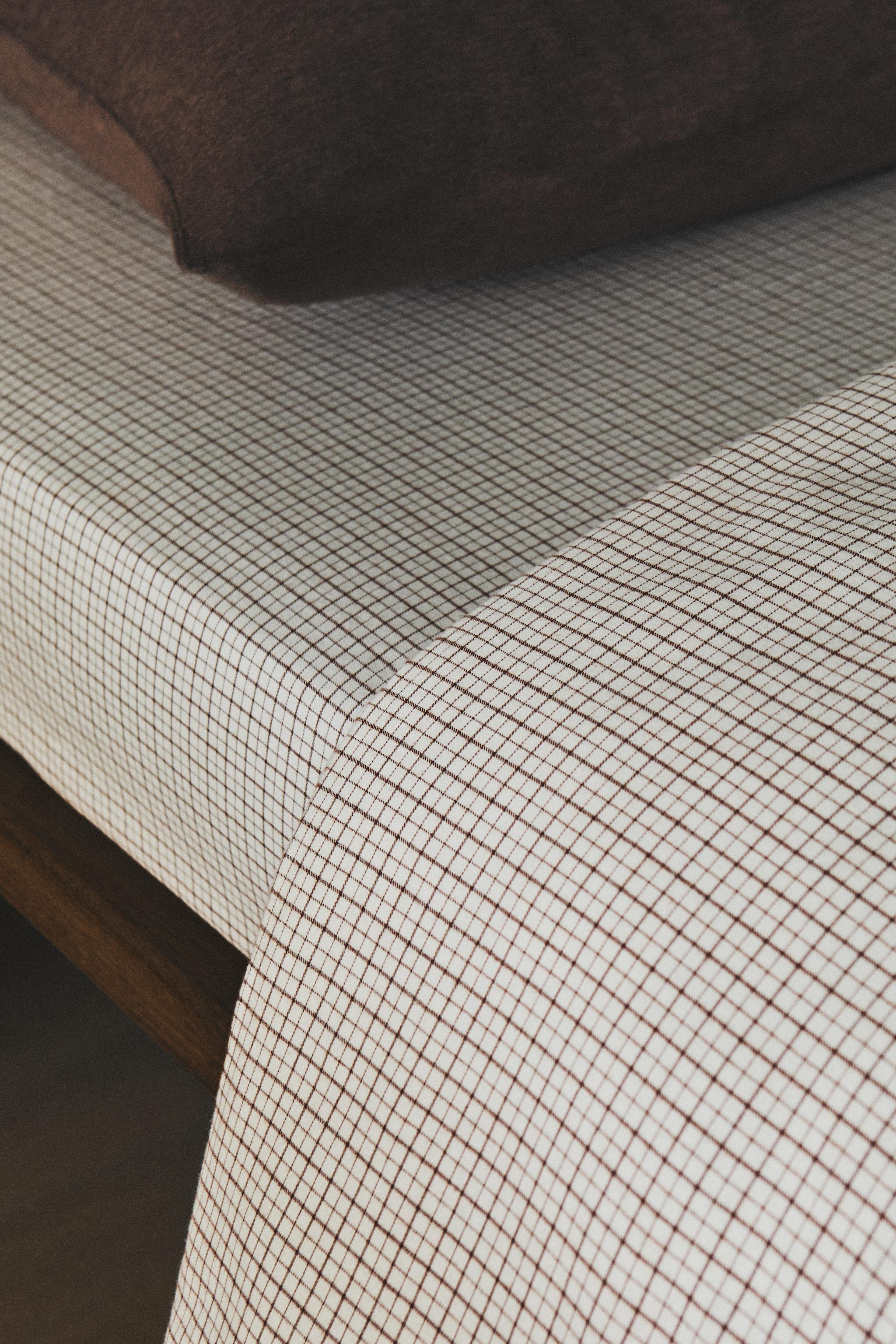 DRAP-HOUSSE EN FLANELLE À CARREAUX | 30 CM DE HAUTEUR