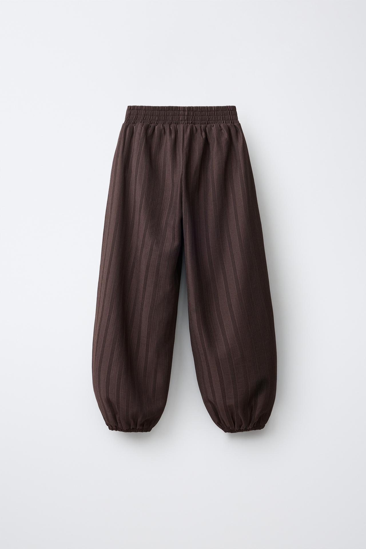 TEXTURED BLOOMER PANTS — Brown