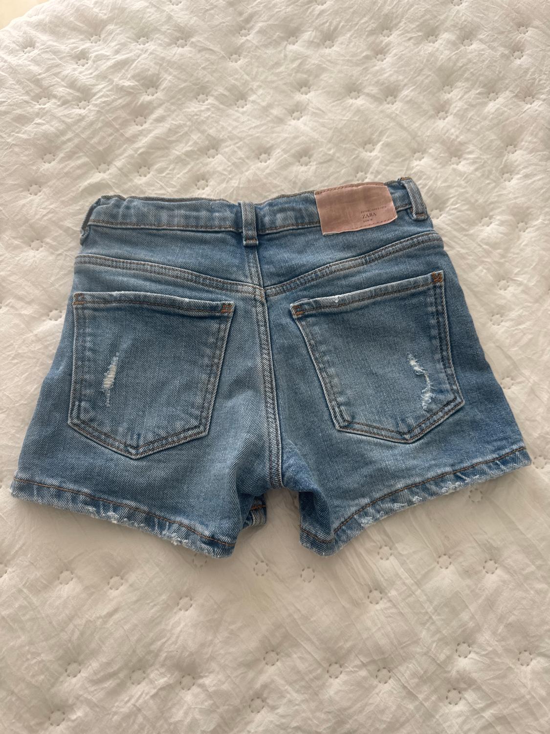 COMFORT FIT DENIM BERMUDA SHORTS WITH FRAYED HEMS - Image 2