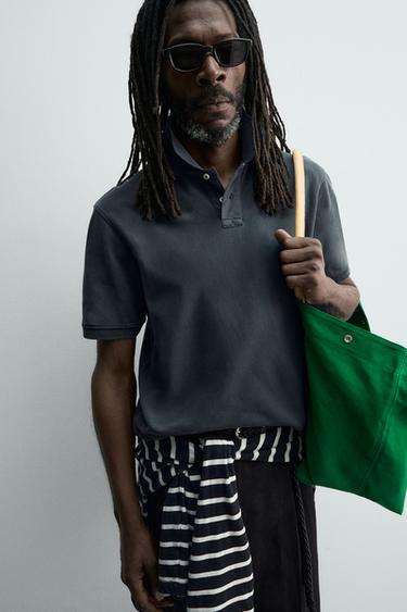 POLO EN PIQUÉ DÉLAVÉ AARON LEVINE X ZARA - Bleu marine de Zara - Image 4