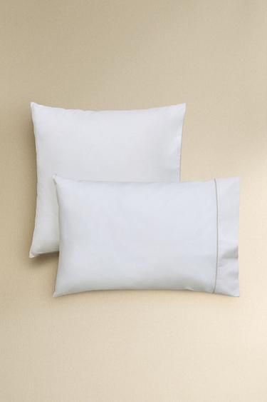 FUNDA ALMOHADA PIQUÉ PIPING - Gris de Zara