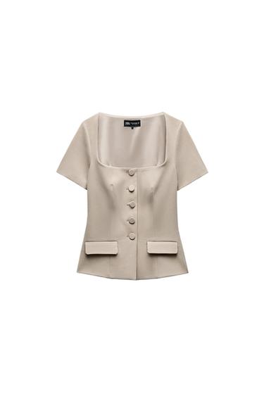 TOP WITH SQUARE-CUT NECKLINE