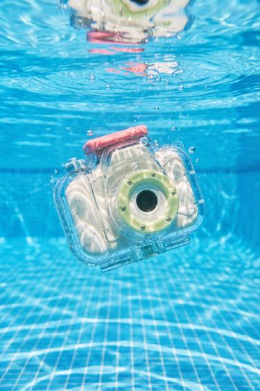 UNDERWATER CAMERA - Cream by Zara