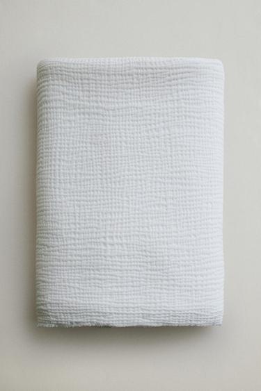 PLAIN MUSLIN THROW - White by Zara - Image 4