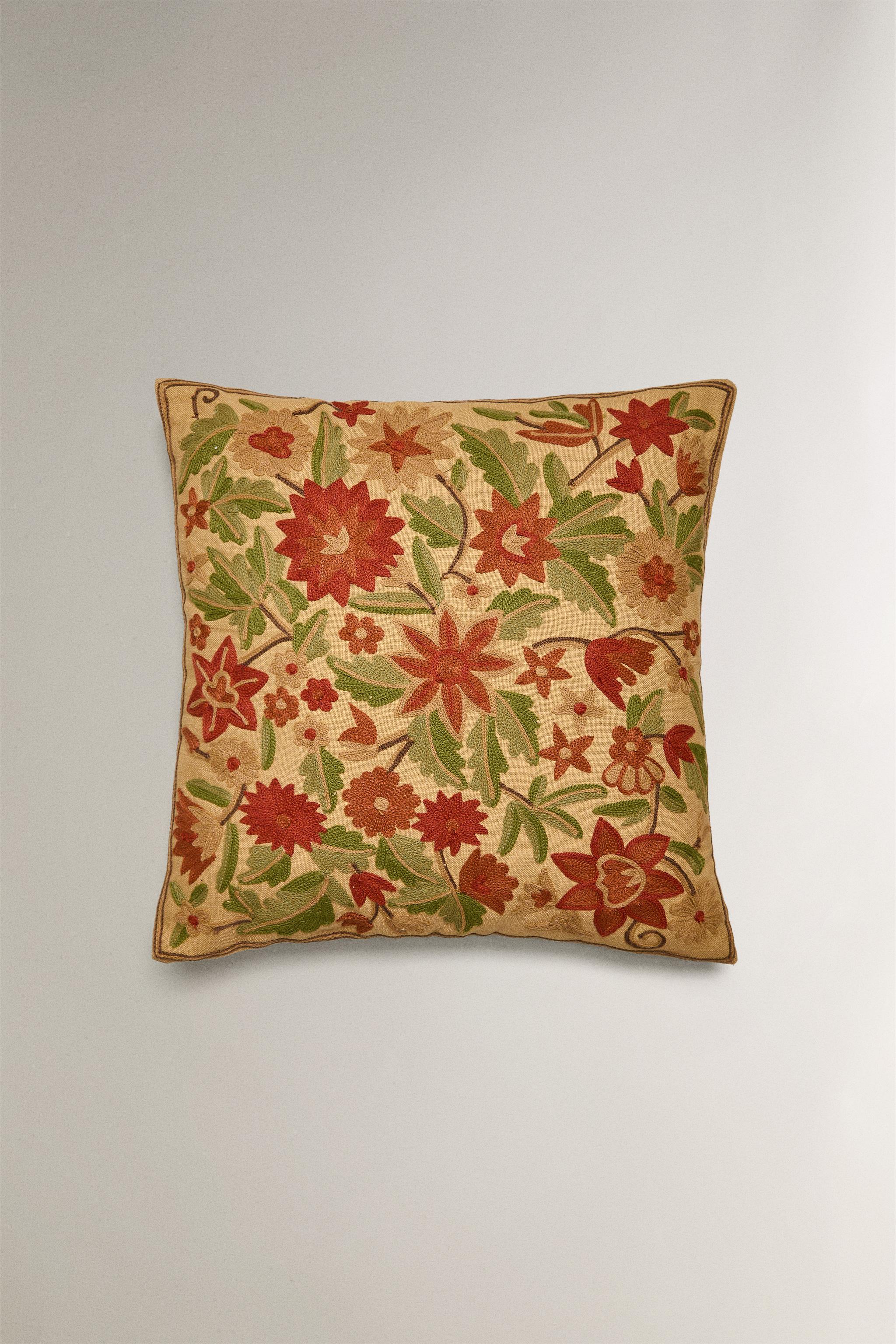 FLORAL EMBROIDERY THROW PILLOW COVER