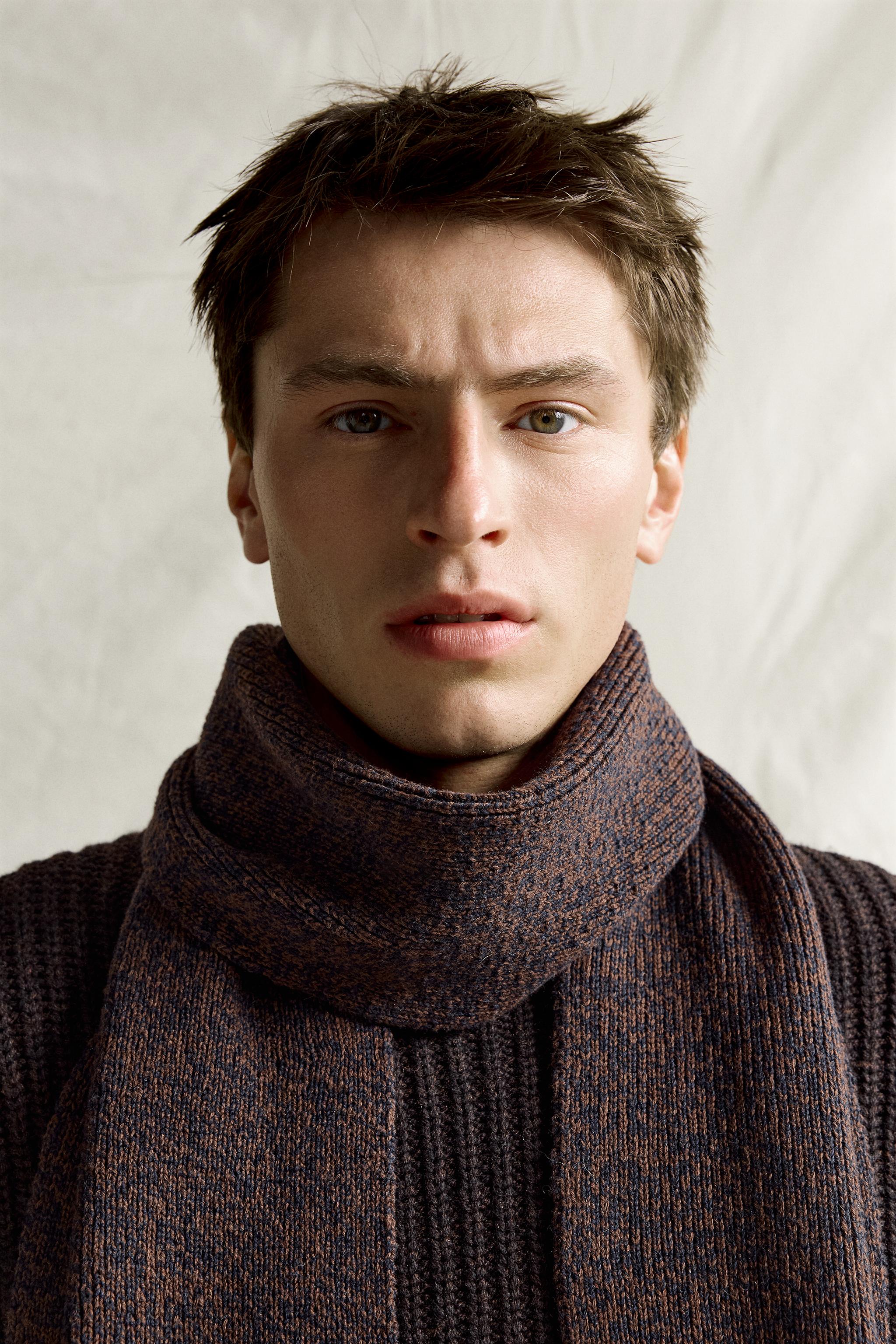 COTTON-WOOL KNIT SCARF