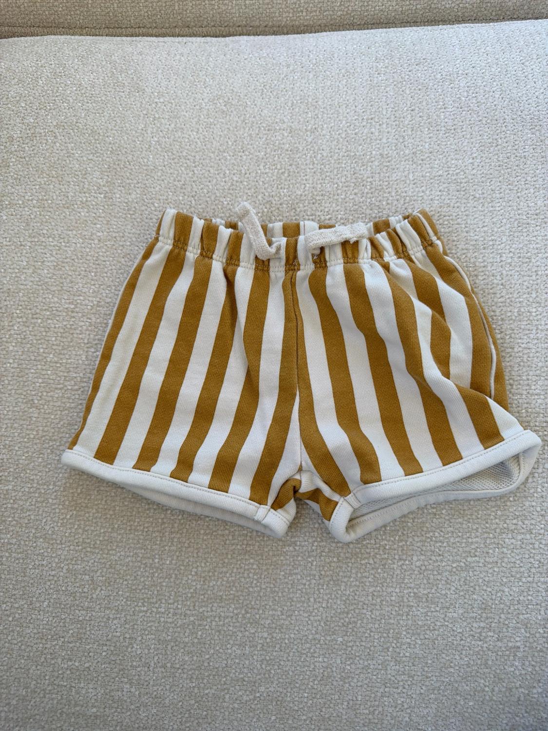 TWO-PACK OF STRIPED AND PLAIN BERMUDA SHORTS - Image 2