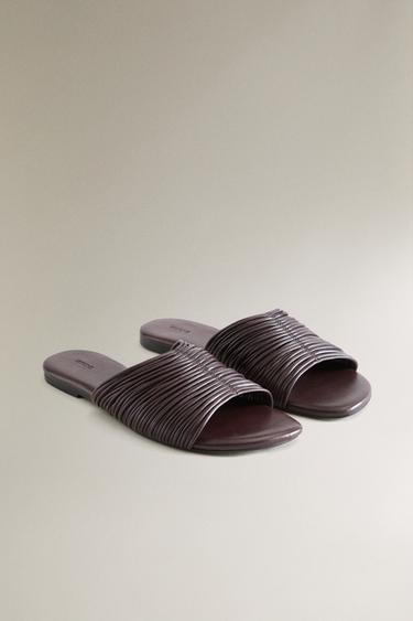 LEATHER STRAPPY SANDALS — Burgundy Red 2