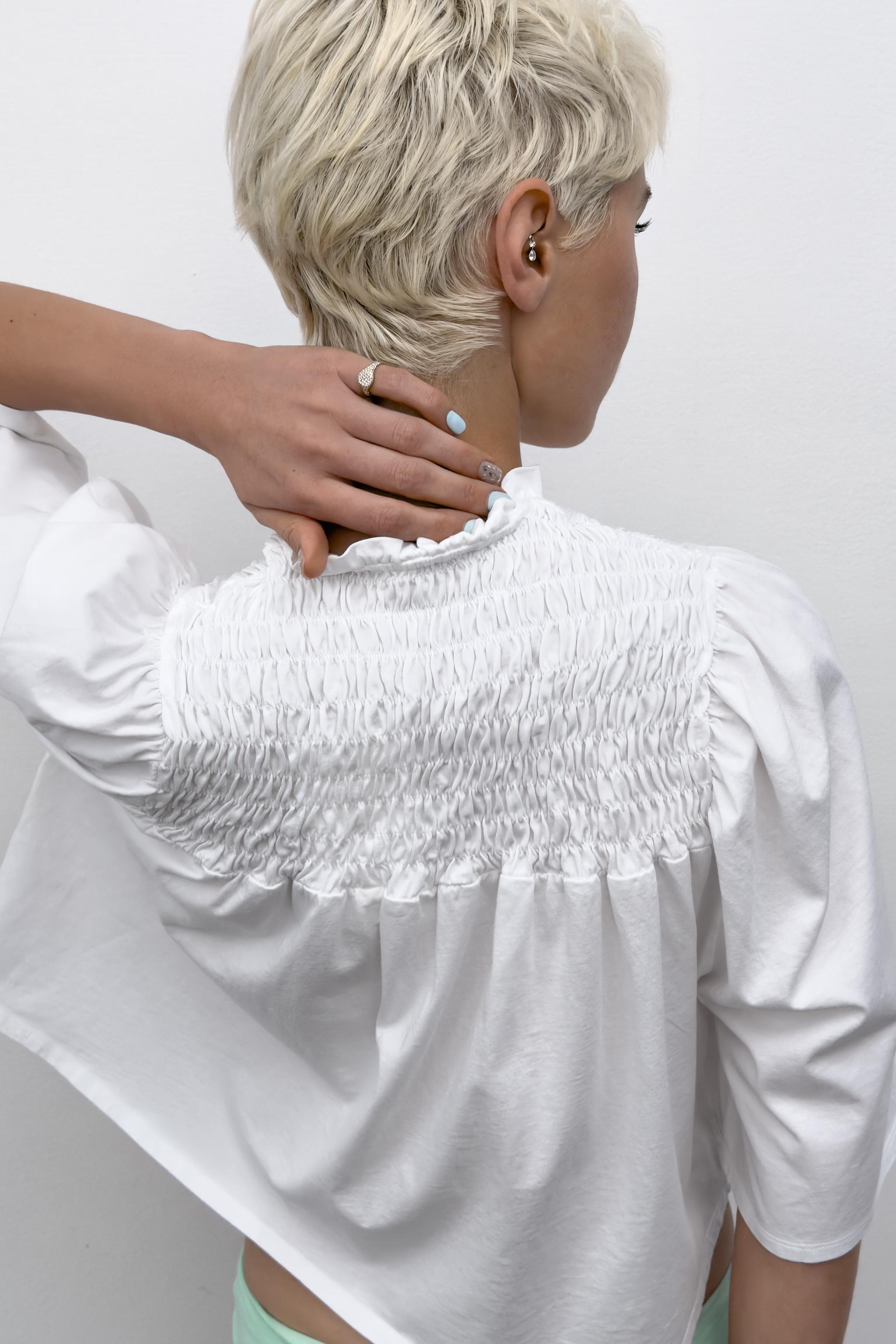 SMOCKED TOP