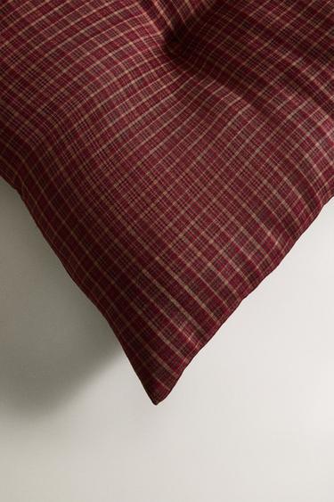 CHECK CHRISTMAS PET FLOOR CUSHION - Burgundy by Zara - Image 1