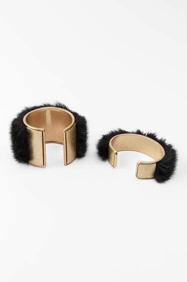 LOT DE BRACELETS EFFET FOURRURE ÉDITION LIMITÉE - Noir de Zara - Image 1
