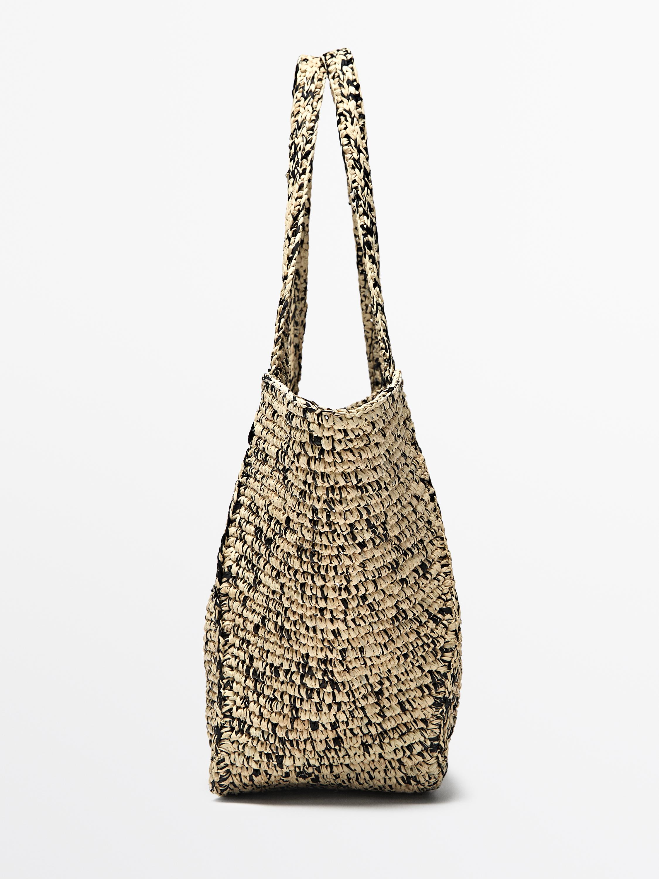 100% raffia mid-sized tote bag