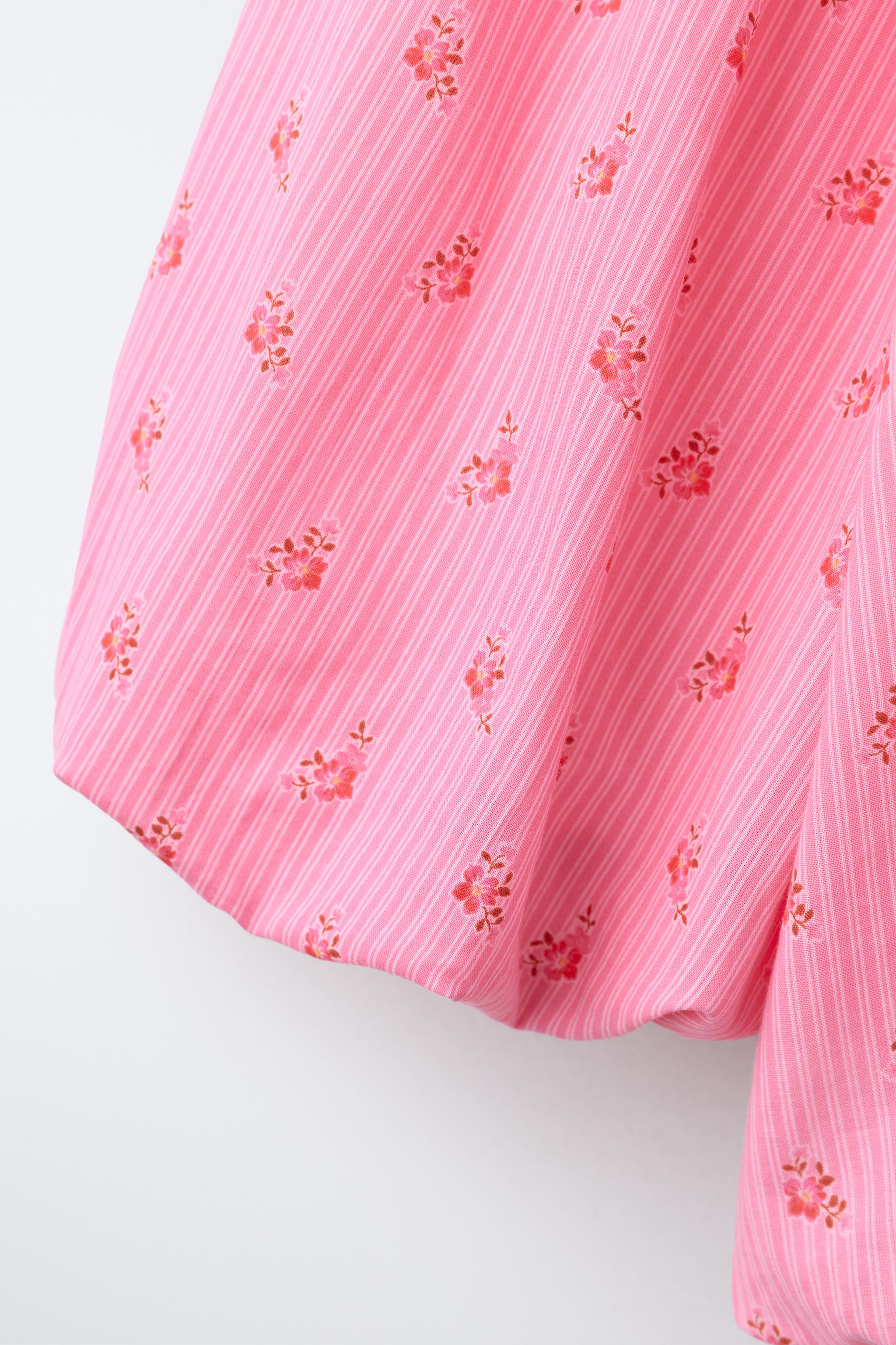 FLORAL PUFFY BLOUSE