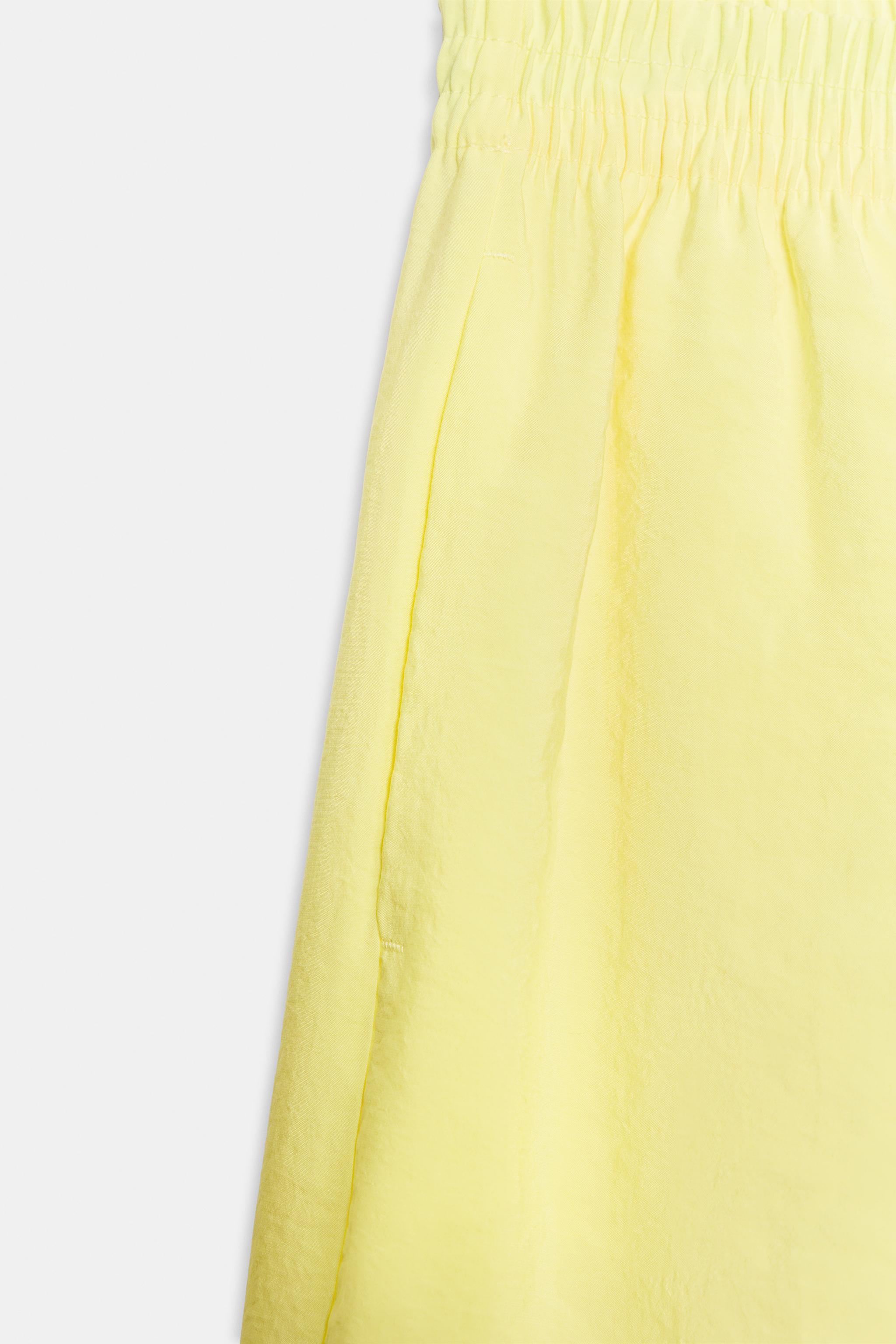 SHORT FLUIDE À TAILLE ÉLASTIQUE