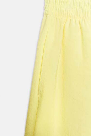 SHORT FLUIDE À TAILLE ÉLASTIQUE - Jaune de Zara - Image 8