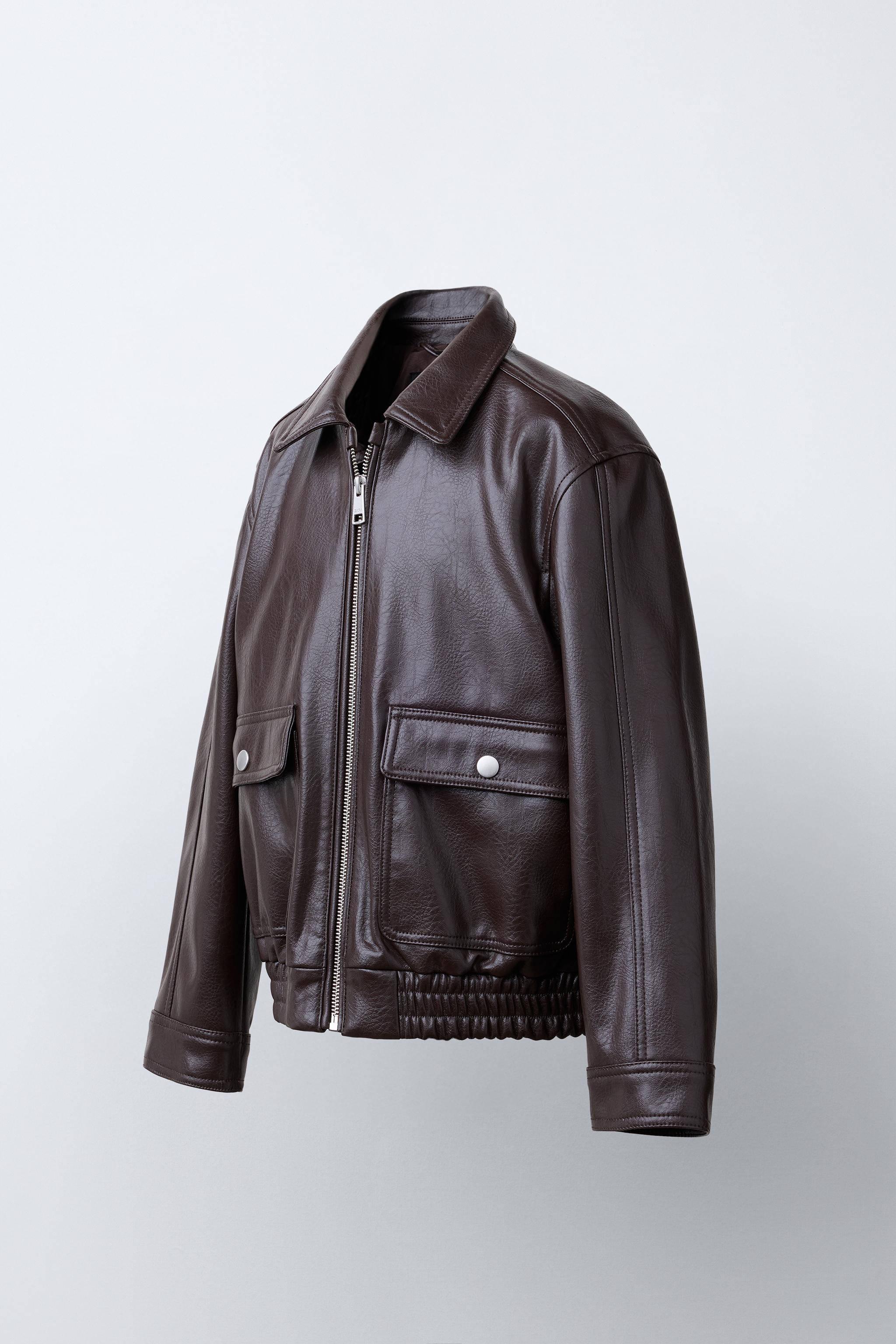 BLOUSON EN MATIÈRE SYNTHÉTIQUE À POCHES