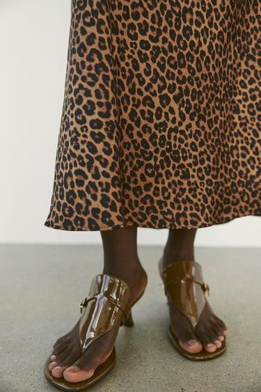 САНДАЛИИ НА КАБЛУКЕ С ПРЯЖКОЙ — Зеленый от Zara — изображение 0