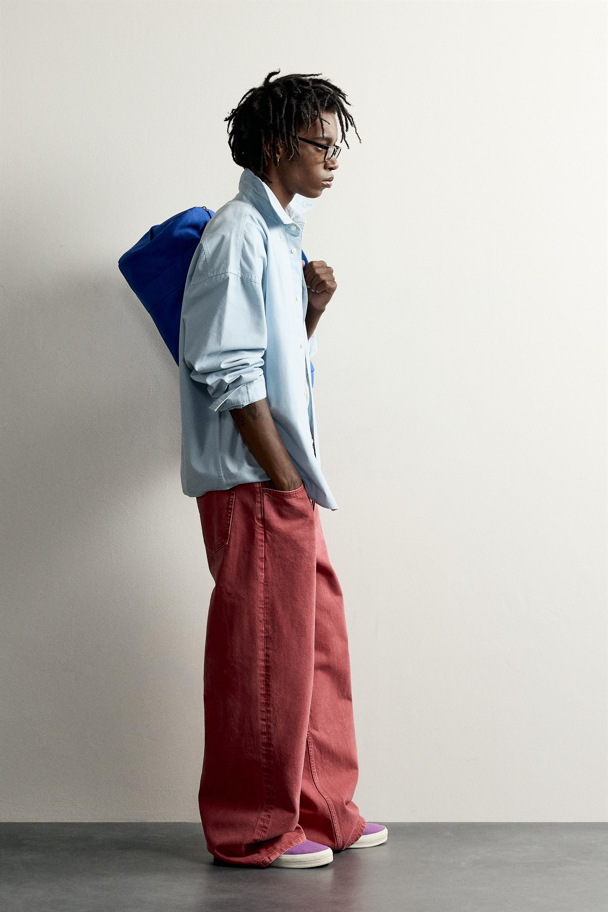 FRUIT OF THE LOOM™ BOXY FIT OXFORD SHIRT