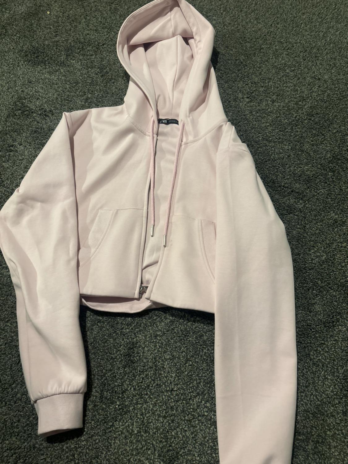 CROPPED INTERLOCK SWEATSHIRT