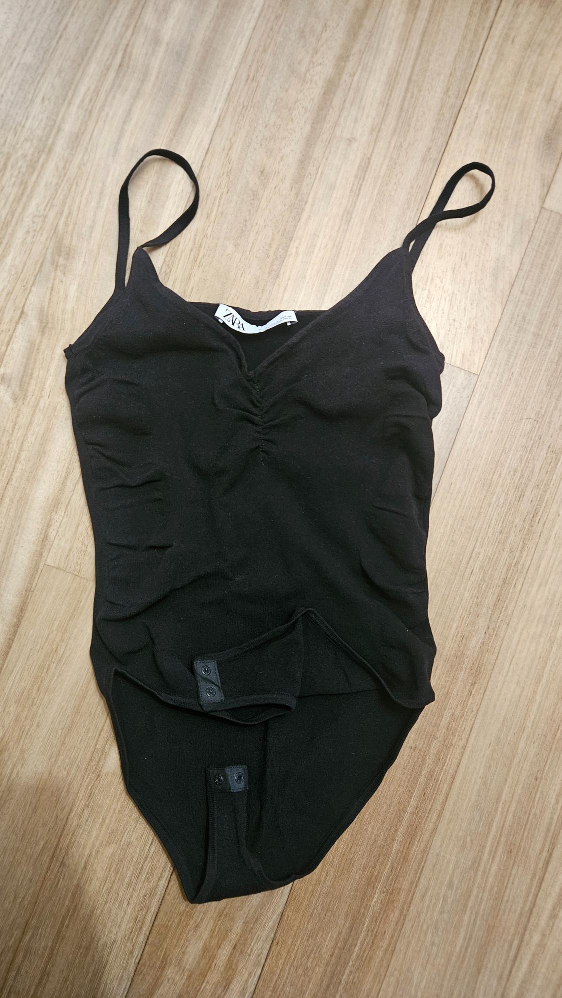 GATHERED KNIT BODYSUIT - Image 10
