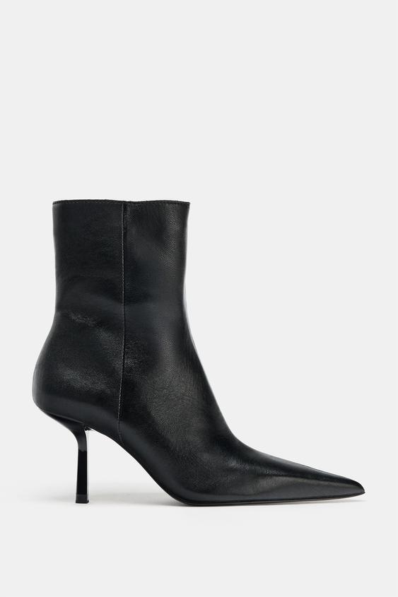 BOTTINES À TALONS EN CUIR