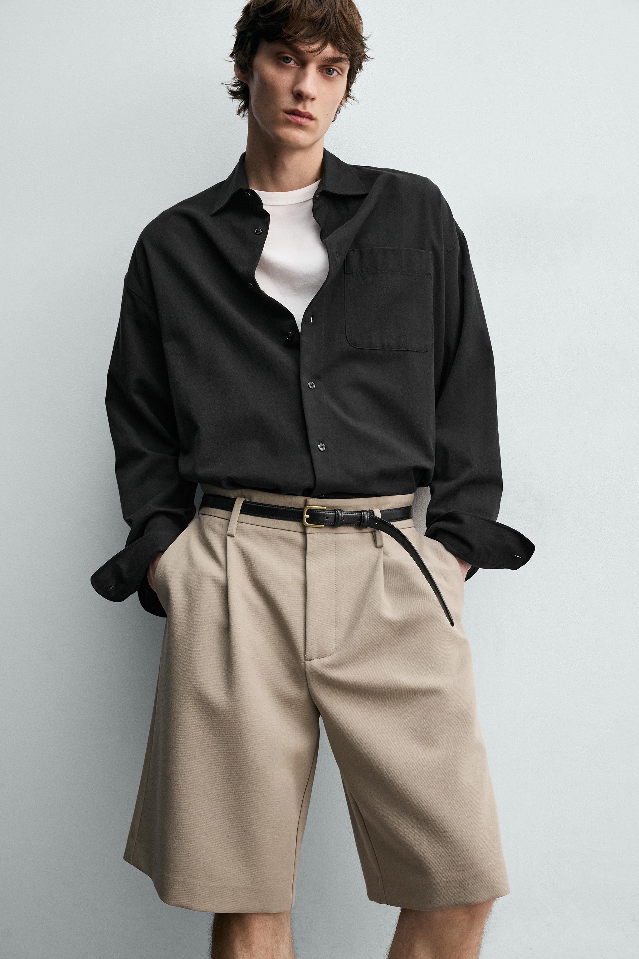 FLOWY PLEATED SHORTS