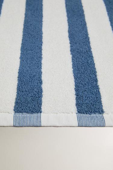 TAPIS DE BAIN RAYURES BICOLORE - Écru / Bleu de Zara - Image 1