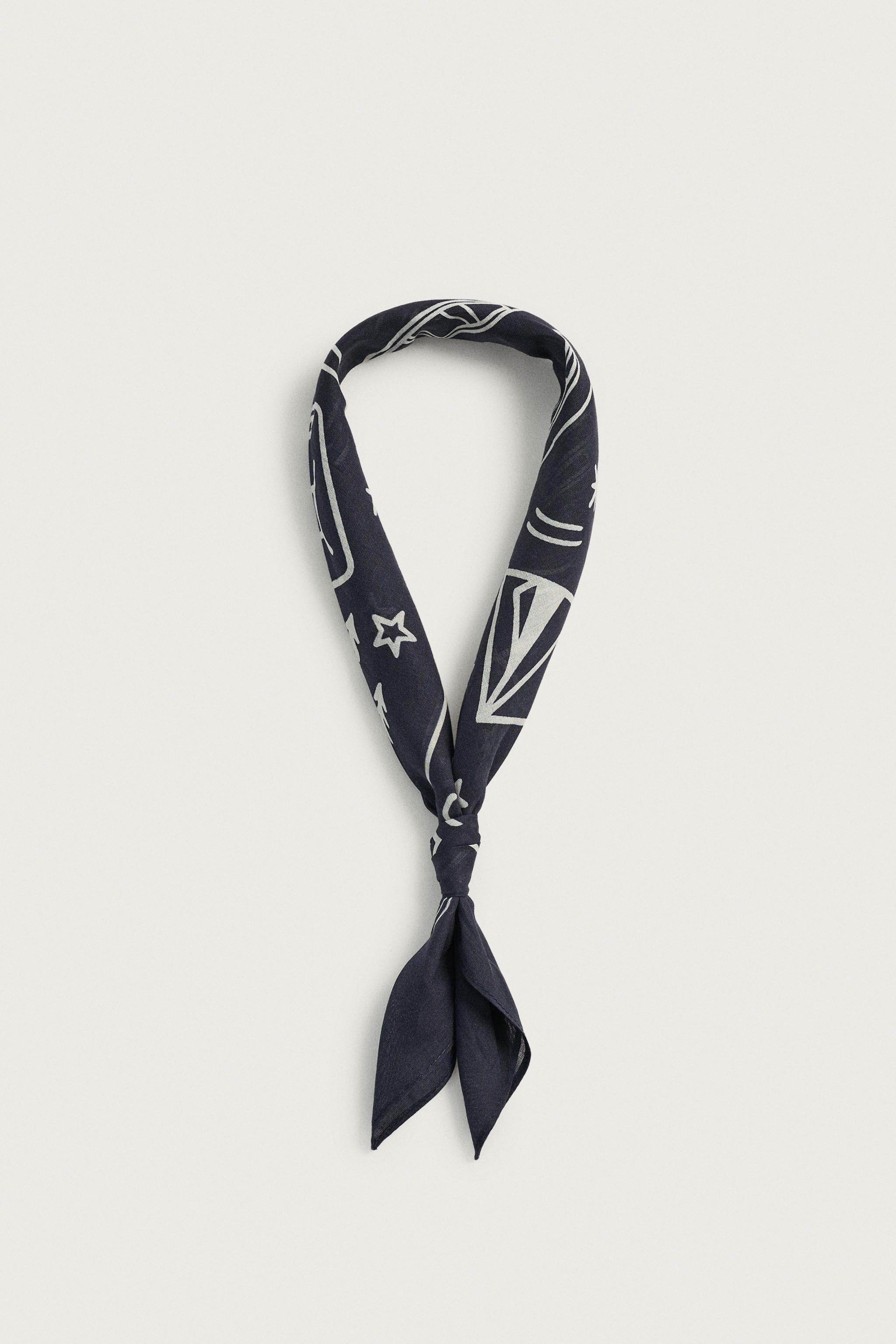 GRAPHIC PRINT BANDANA — Navy blue