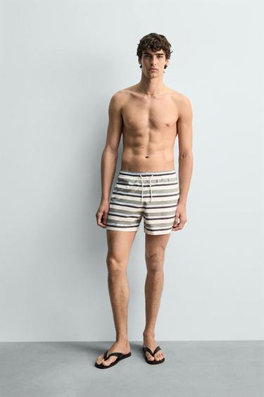 ストライプ柄トランクス型スイムウェアマルチカラ―0Zaraのストライプ柄トランクス型スイムウェア - マルチカラ― - 画像 0