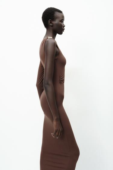 VESTIDO APLIQUE METÁLICO - Chocolate de Zara