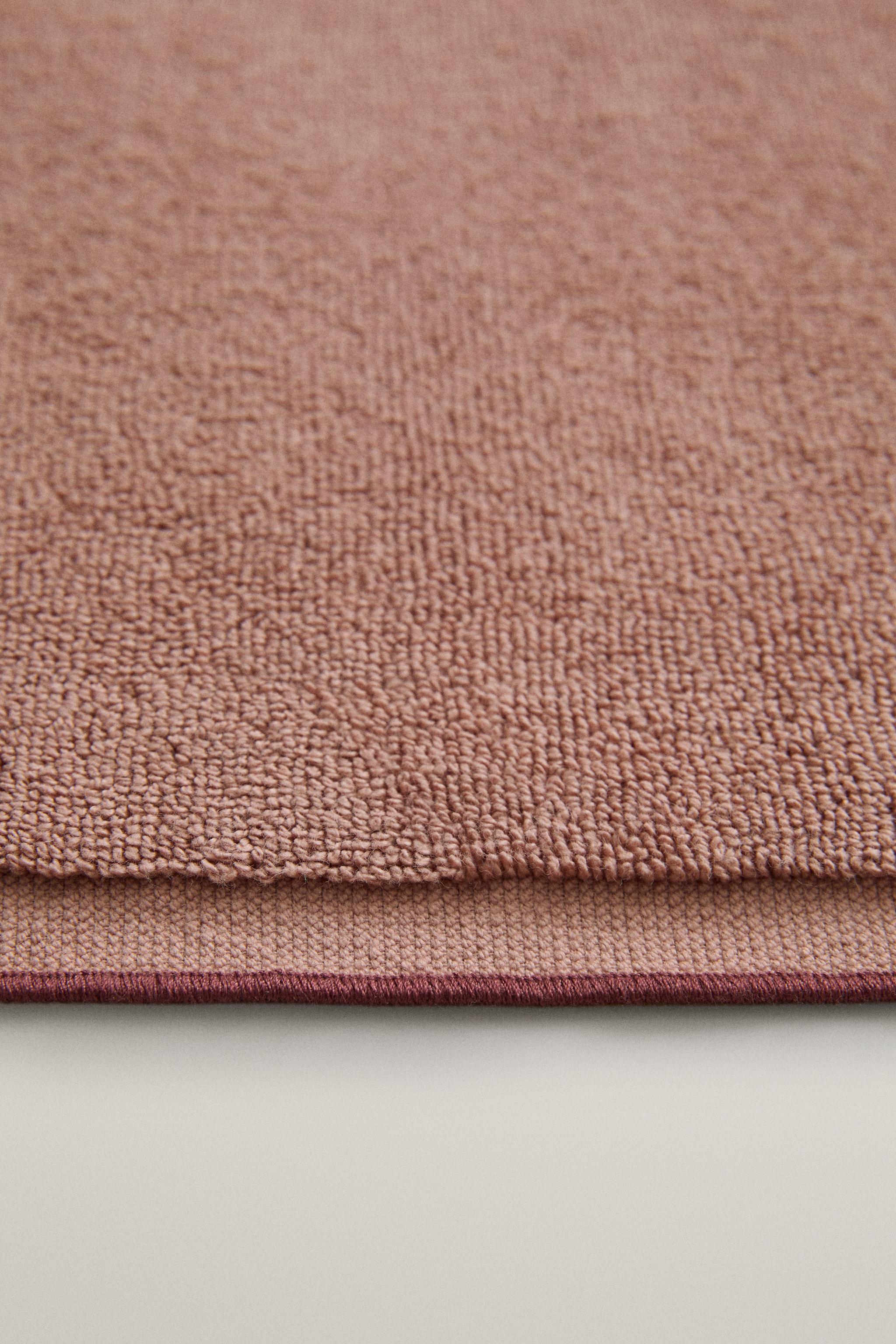 OVERLOCK COTTON BATH MAT — Pale pink