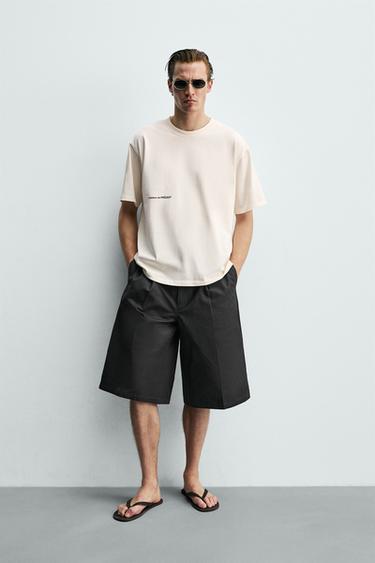 MARŠKINĖLIAI SU UŽRAŠU IR KONTRASTINGAIS ANTSIUVAIS – Balkšva – „Zara“