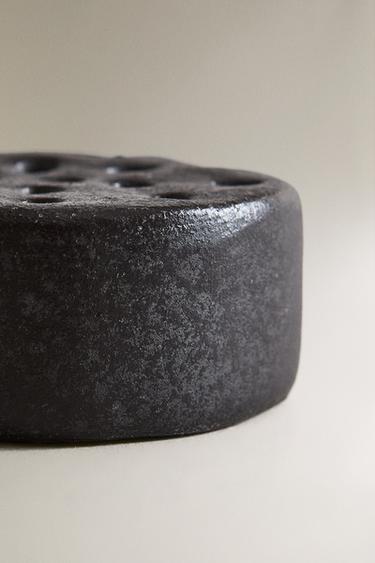 KENZAN FLOWER HOLDER - Black by Zara - Image 3