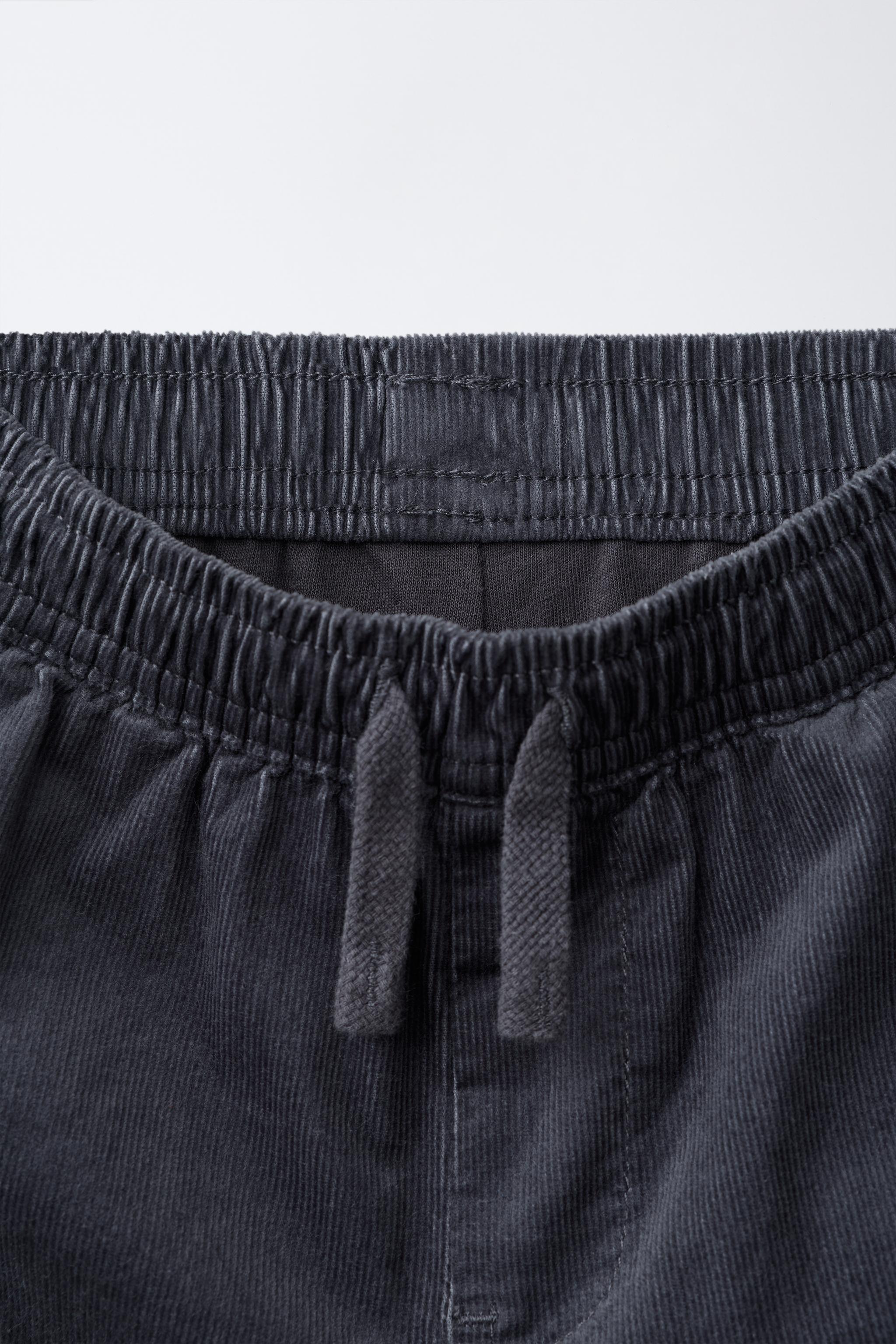 PANTALON BAGGY EN VELOURS CÔTELÉ FIN