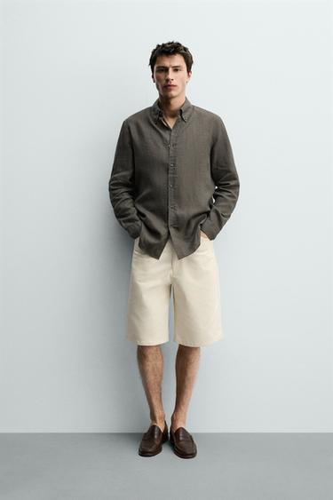100% LINEN REGULAR FIT SHIRT - Dark khaki by Zara