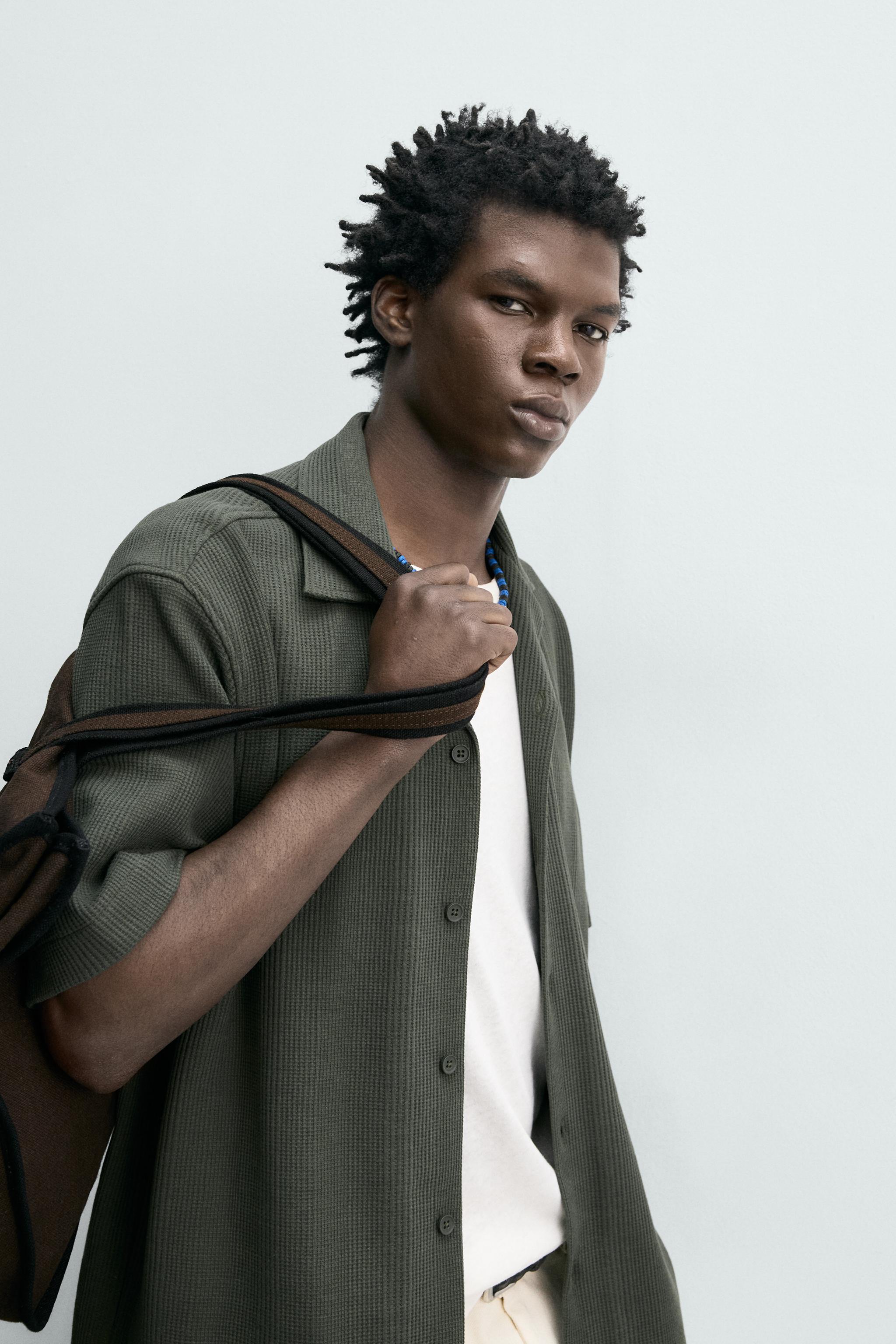 REGULAR FIT TEXTURED SHIRT