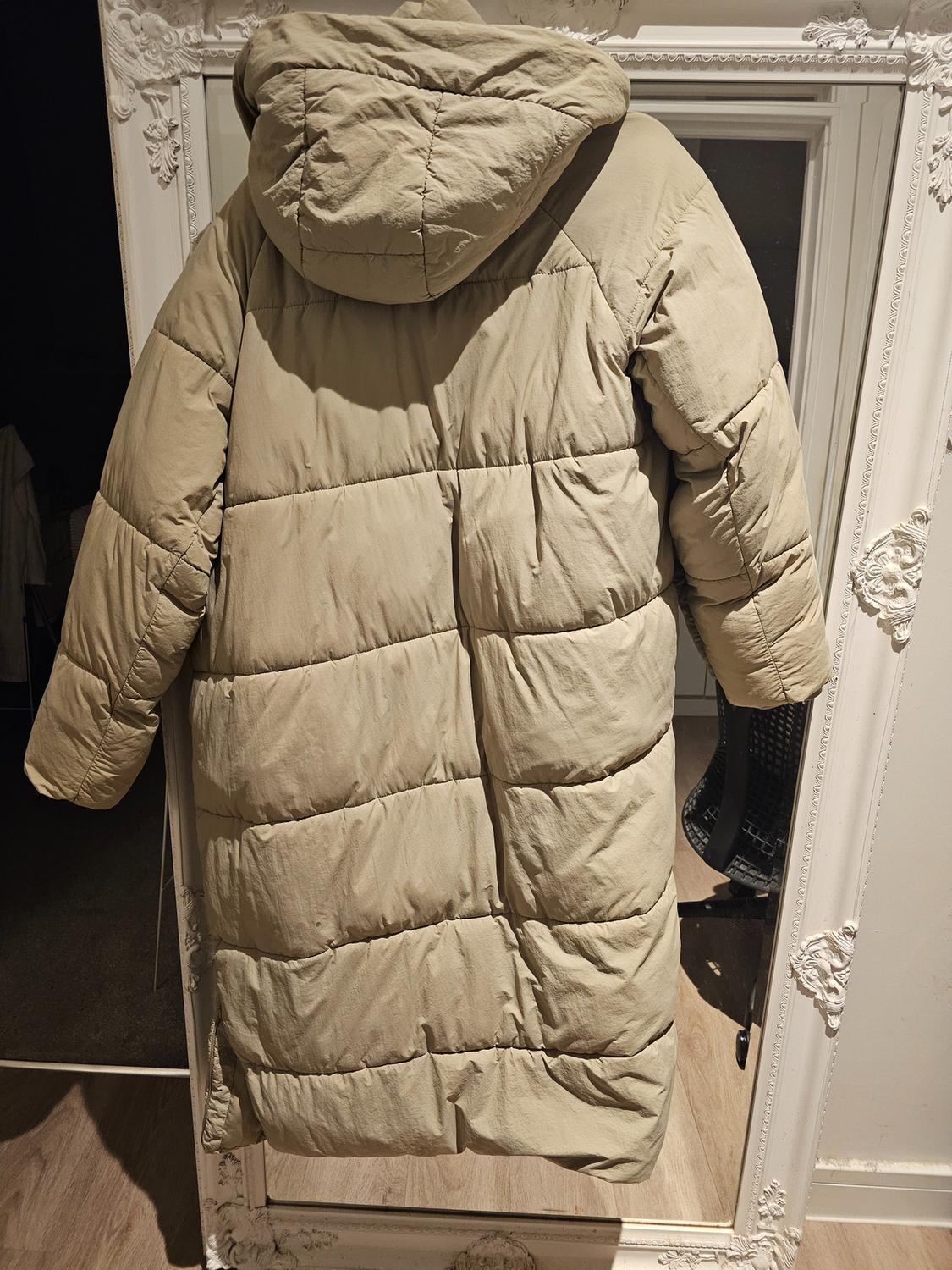 WATER AND WIND PROTECTION PADDED ANORAK - Image 2