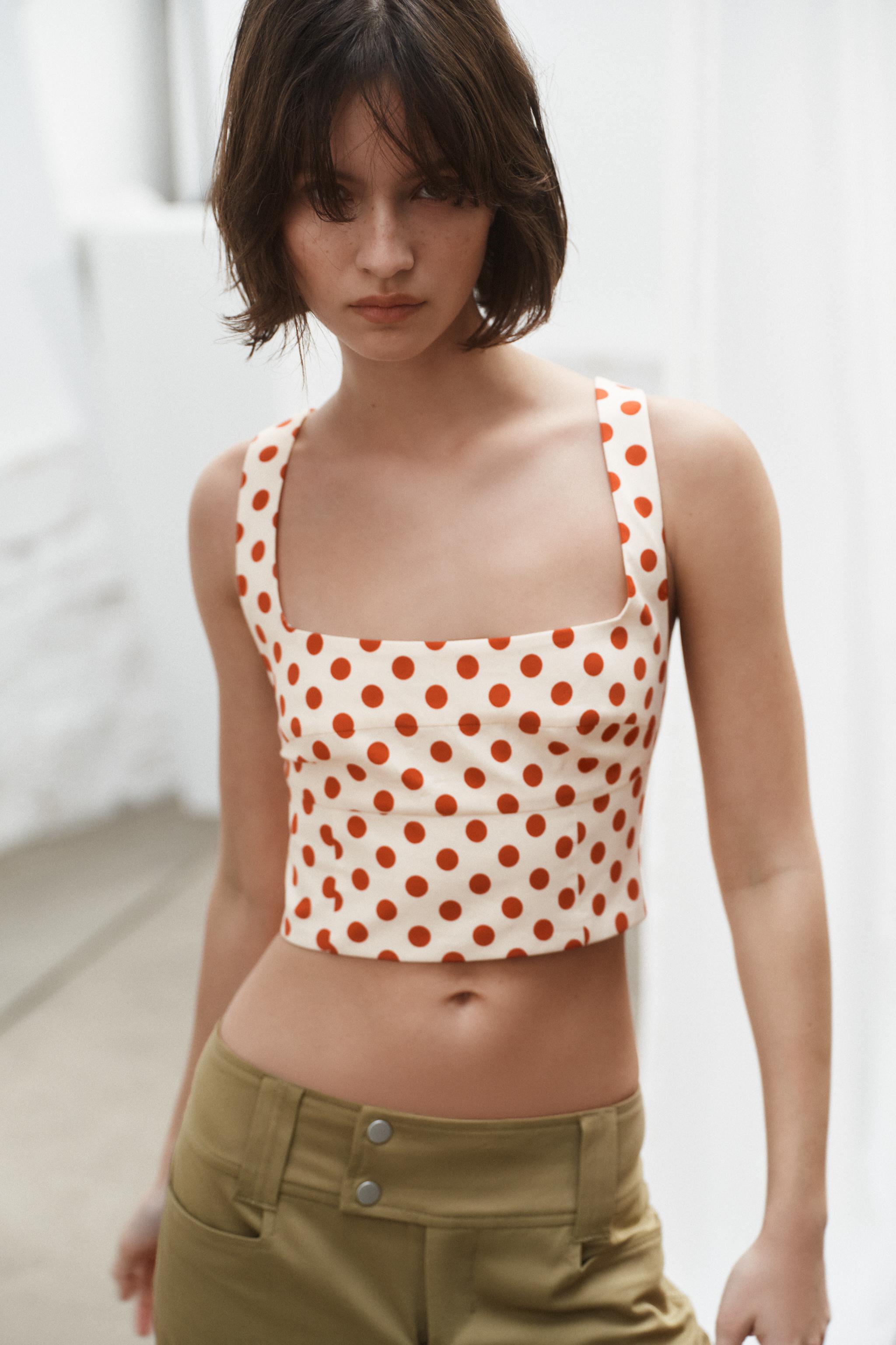 PUANTİYE DESENLİ CROP TOP